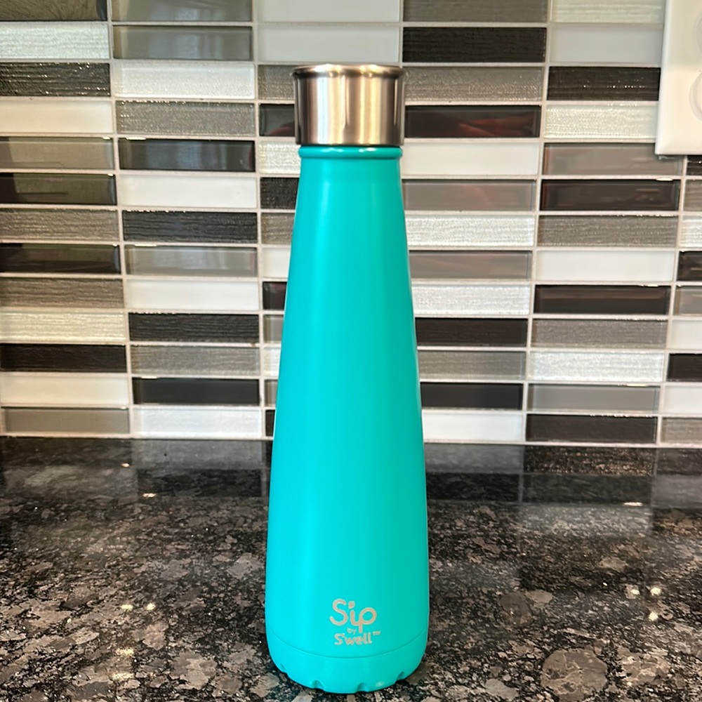 Sip by swell water bottle. Used once, perfect condition. Jelly bean green